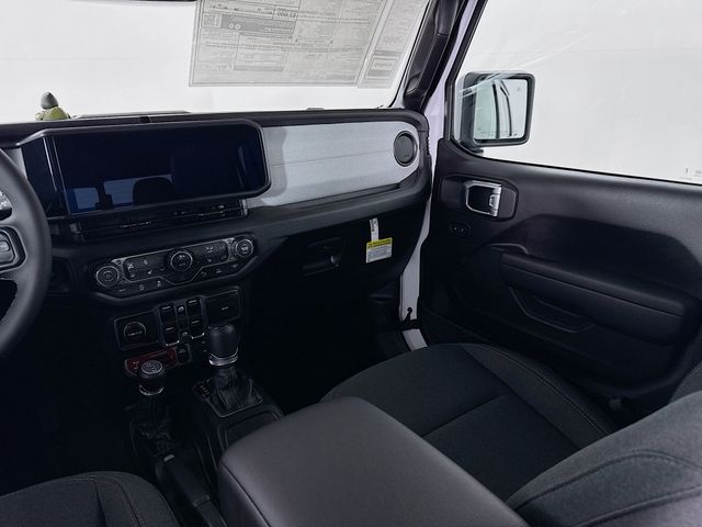 2026 Jeep Gladiator Willys - Photo 25