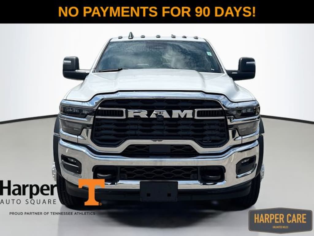 New 2026 Ram 5500 TRADESMAN CHASSIS CREW CAB 4X4 84' CA Pickup