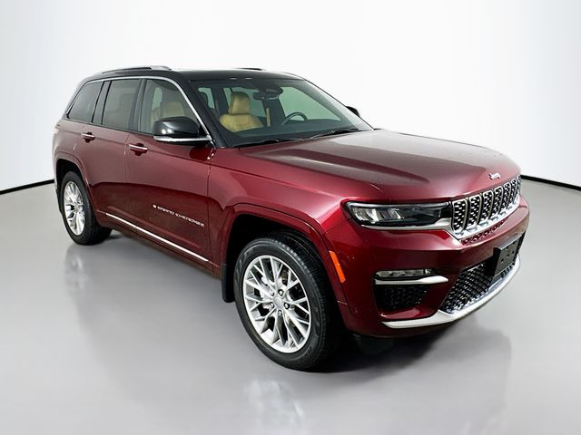2024 Jeep Grand Cherokee Summit photo 3