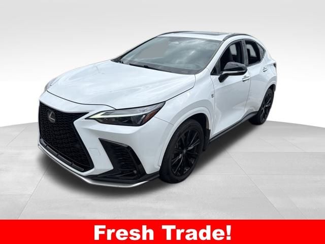 2022 Lexus NX 350's photo