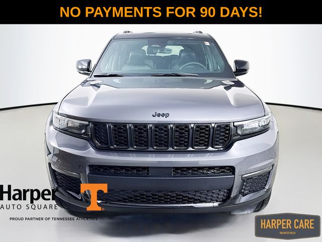 2025 Jeep Grand Cherokee Limited photo 2