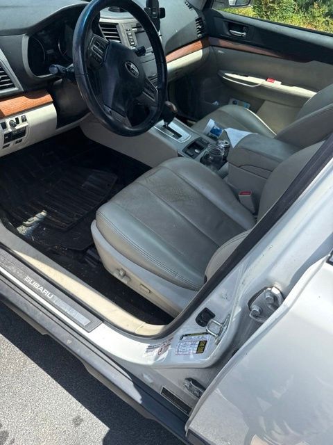 Used 2013 Subaru Outback Limited with VIN 4S4BRCKC8D3278023 for sale in Alcoa, TN