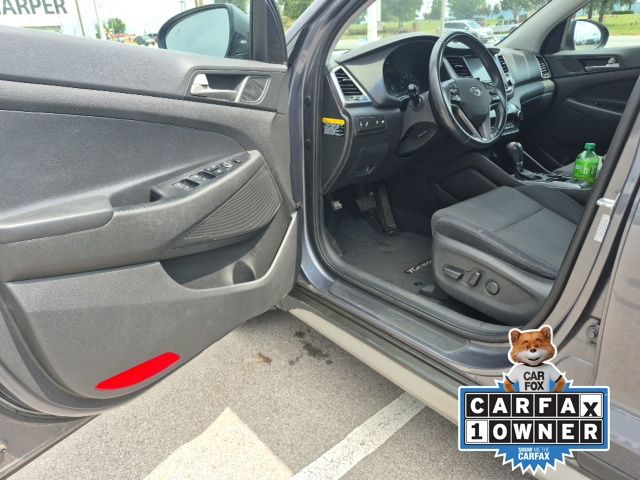 2018 Hyundai Tucson Value photo 2