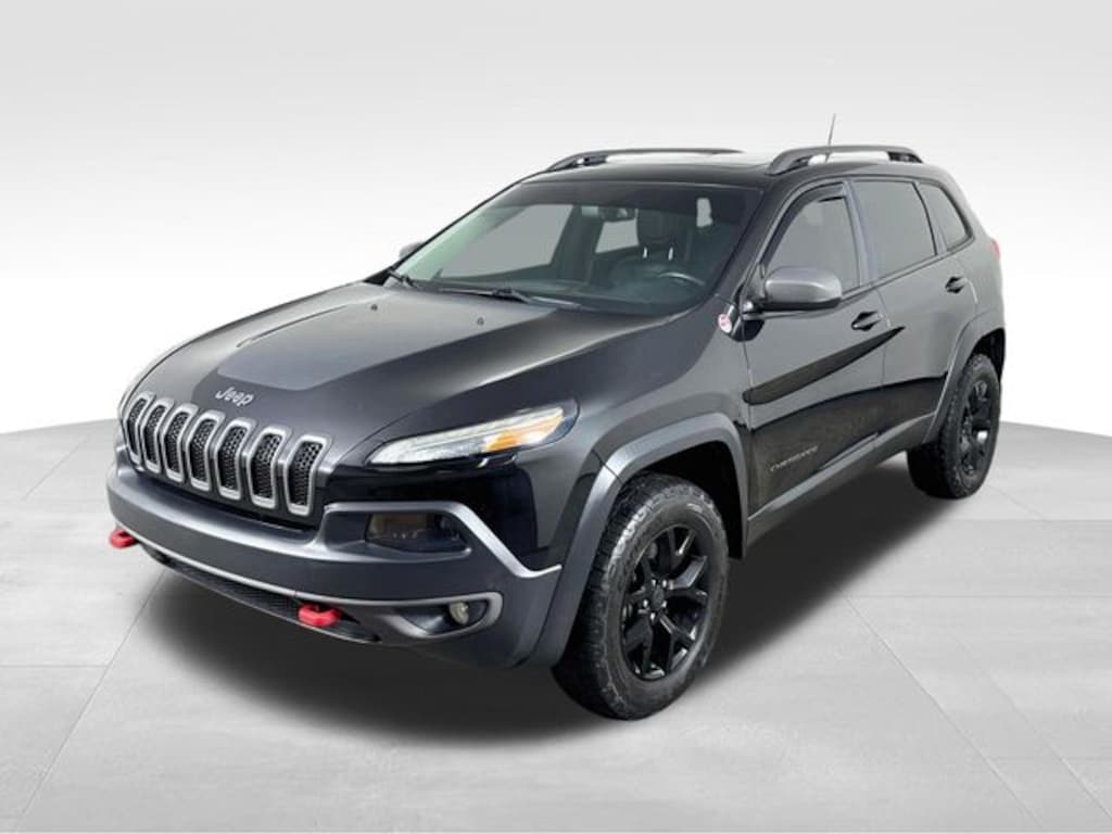 Used 2016 Jeep Cherokee Trailhawk SUV