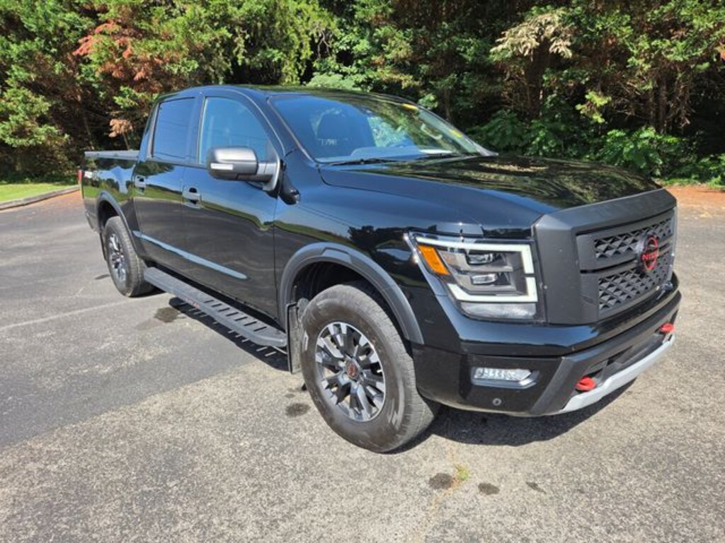 Used 2024 Nissan Titan PRO-4X Truck Crew Cab