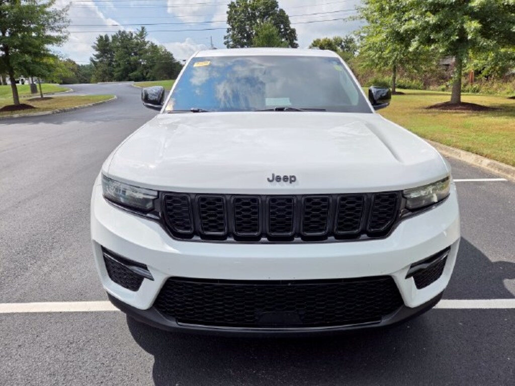 Used 2023 Jeep Grand Cherokee Limited SUV
