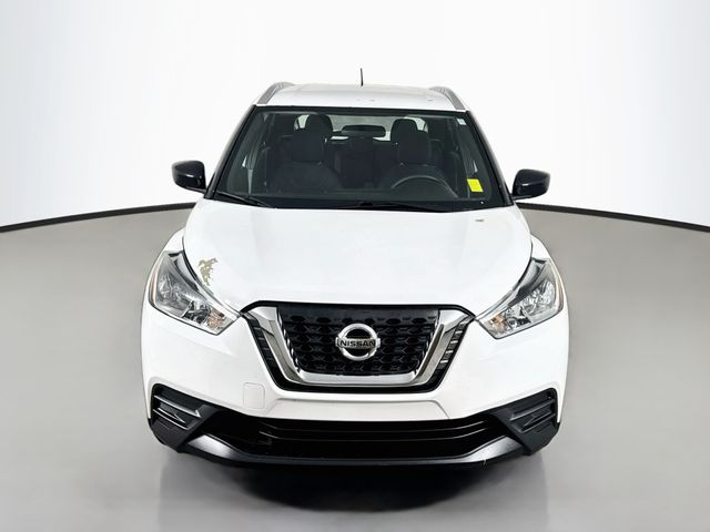 Used 2018 Nissan Kicks S with VIN 3N1CP5CU1JL527959 for sale in Alcoa, TN