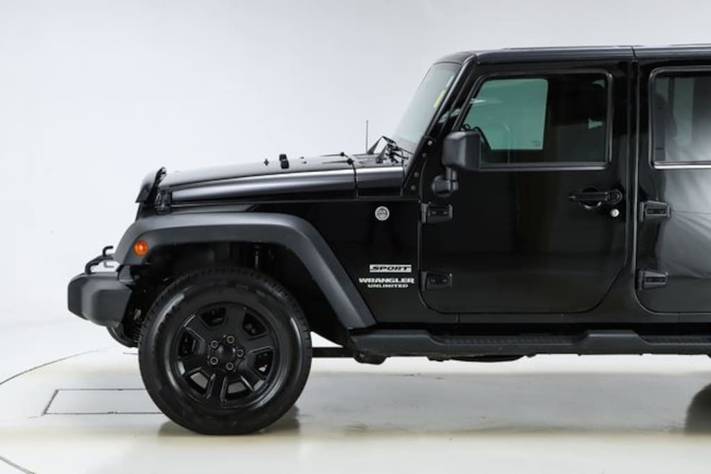 Used 2013 Jeep Wrangler Unlimited Sport SUV