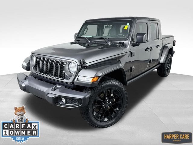 2024 Jeep Gladiator Nighthawk Auto's photo