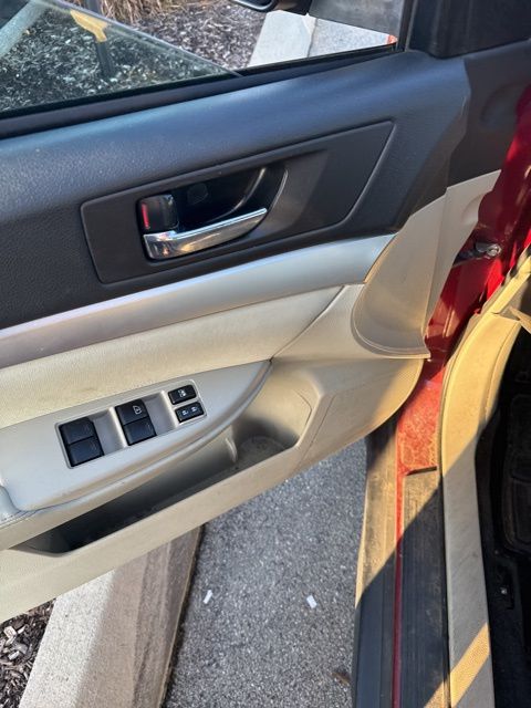 Used 2011 Subaru Outback I Premium with VIN 4S4BRBGC1B3335744 for sale in Alcoa, TN