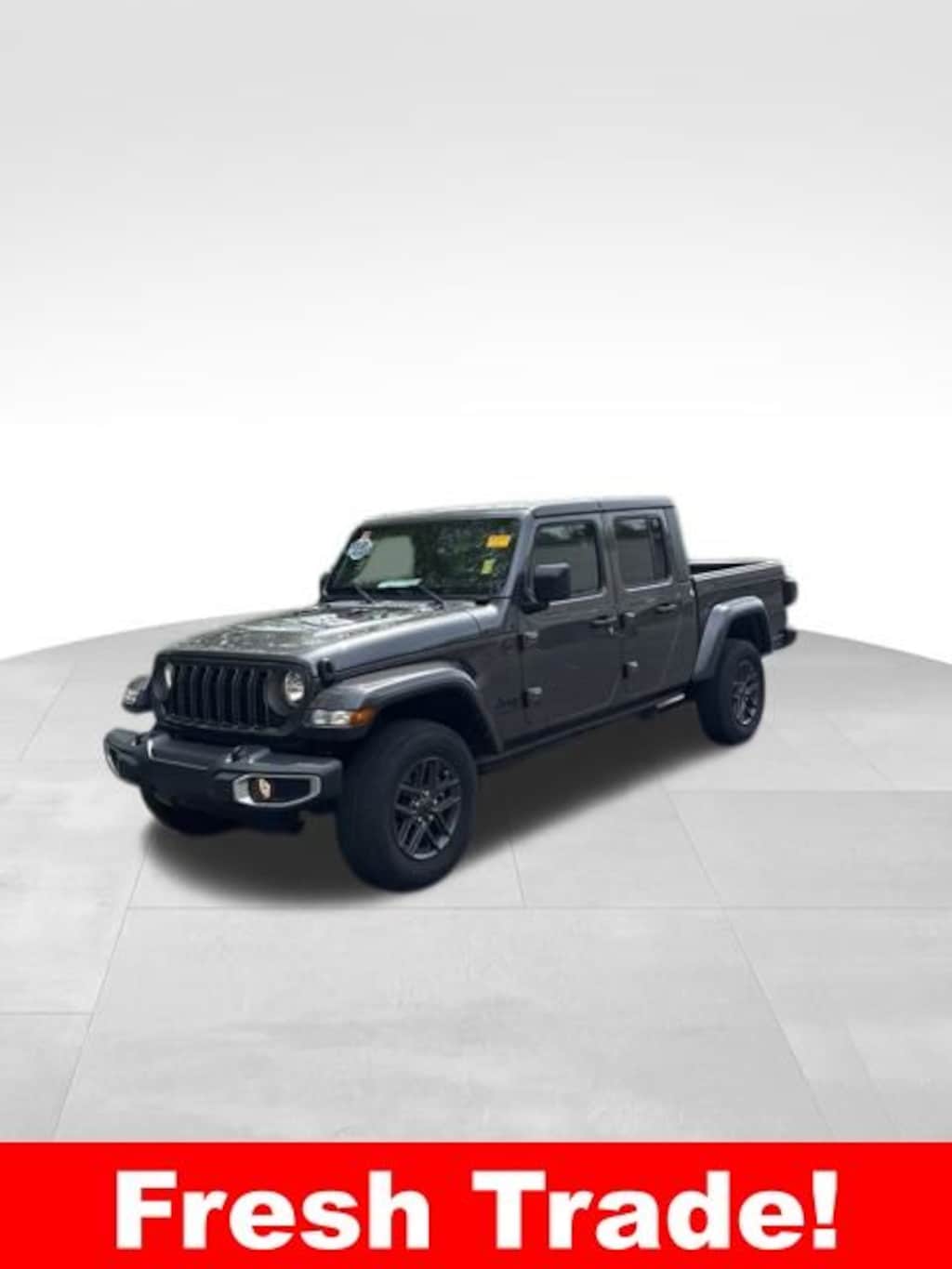 Used 2024 Jeep Gladiator Sport Truck Crew Cab