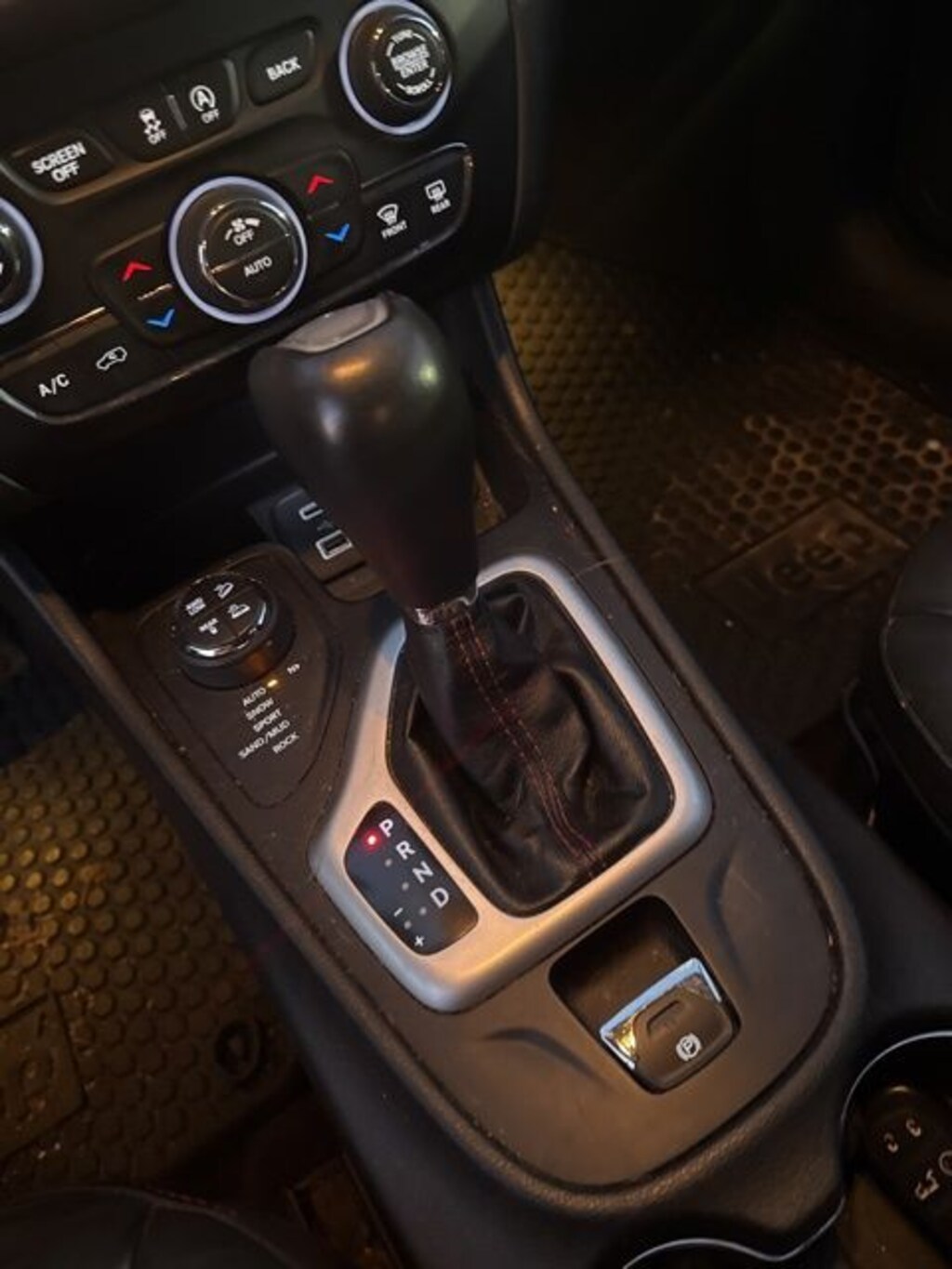 Used 2016 Jeep Cherokee Trailhawk SUV