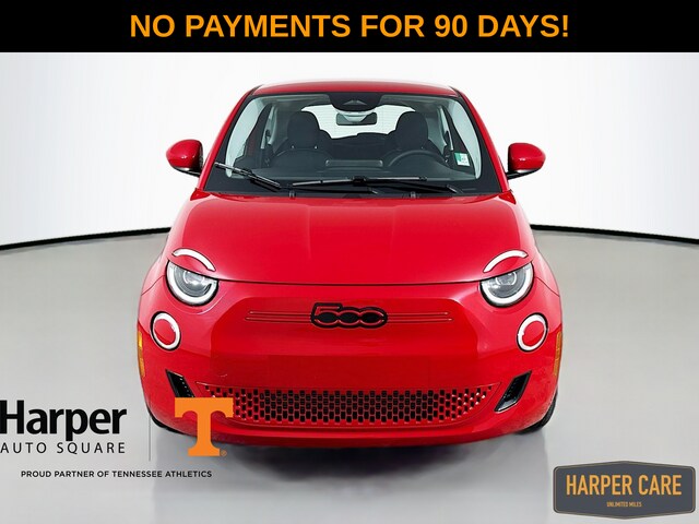 2024 Fiat 500e Red photo 2