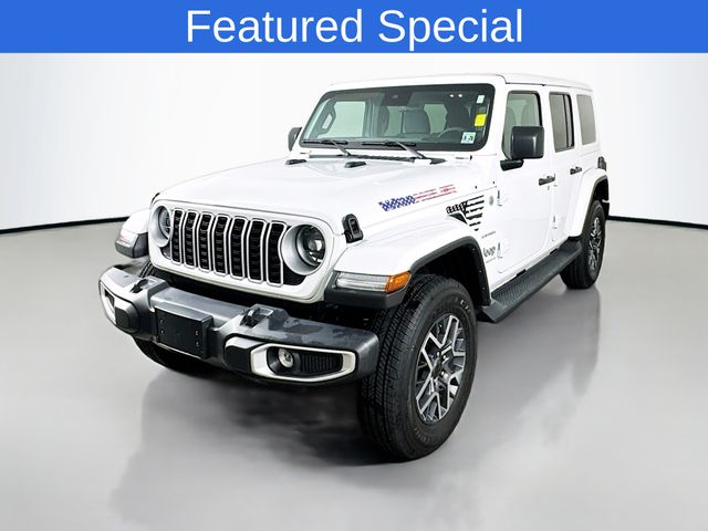 2024 Jeep Wrangler 4-Door Sahara's photo