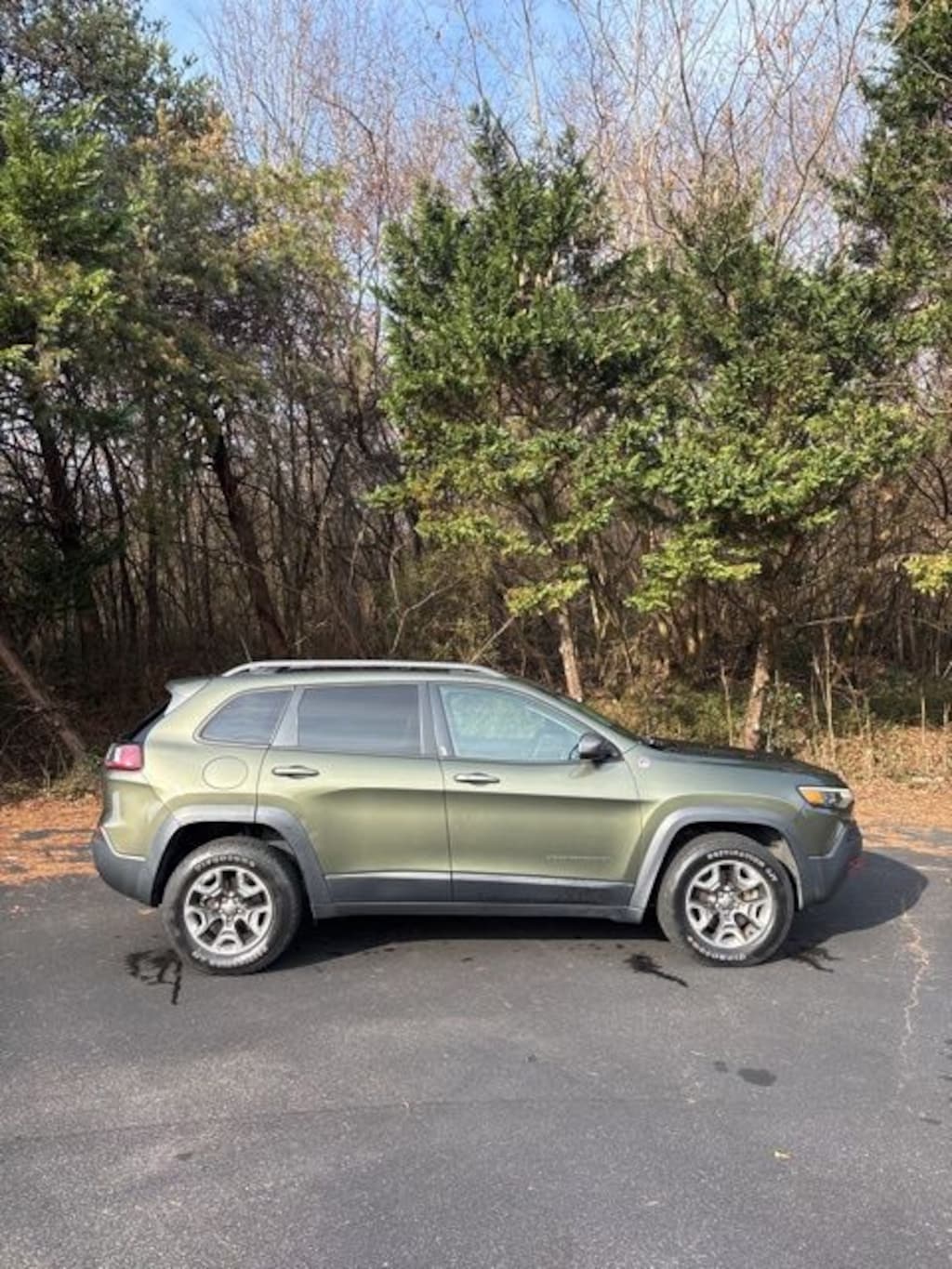 Used 2019 Jeep Cherokee Trailhawk SUV