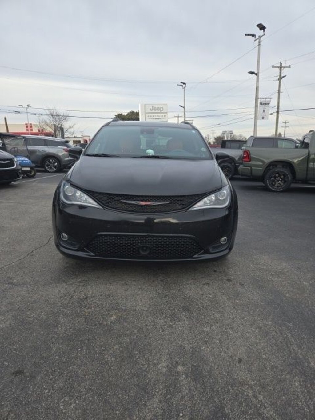 Used 2020 Chrysler Pacifica Limited Van Passenger Van