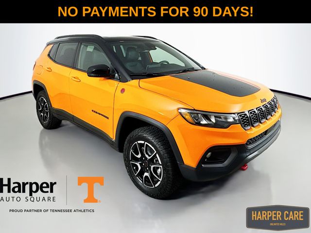 2026 Jeep Compass Trailhawk photo 2