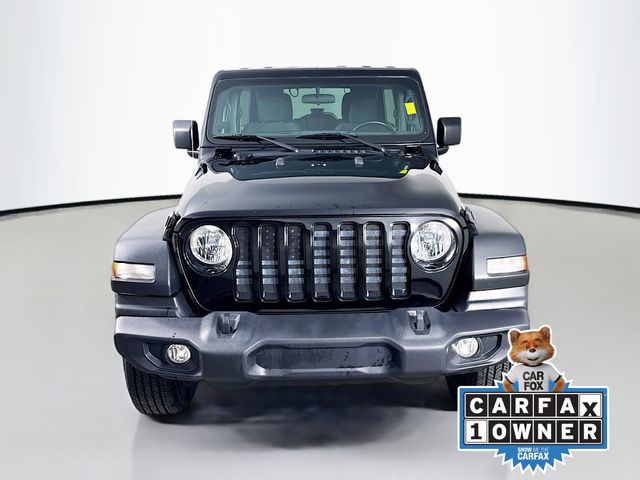 2021 Jeep Wrangler Unlimited Sport Altitude photo 2
