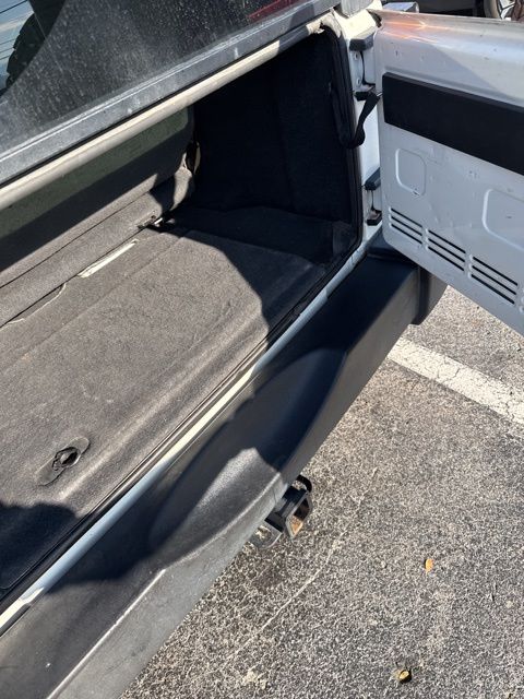 2009 Jeep Wrangler X photo 2