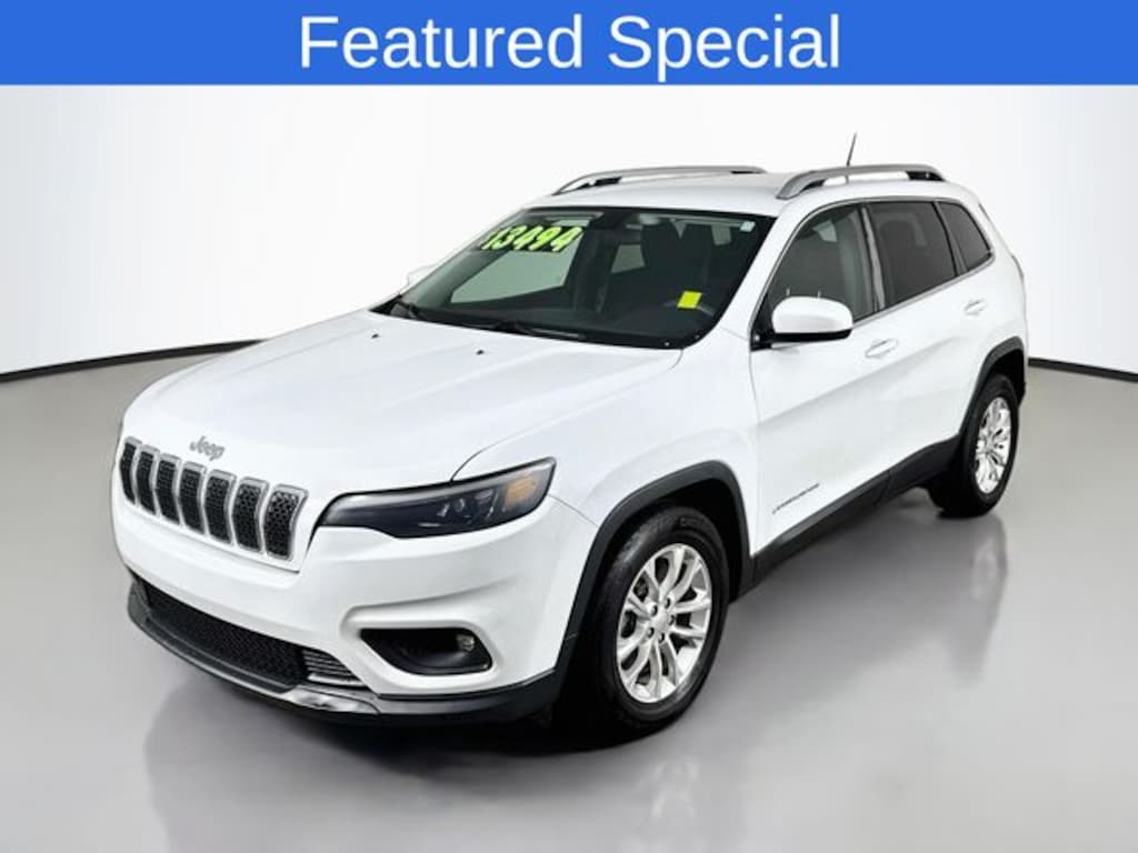 Used 2019 Jeep Cherokee Latitude SUV