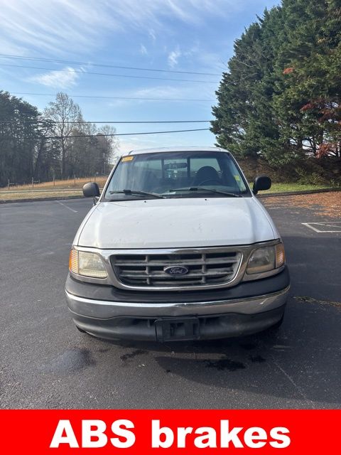Used 2000 Ford F-150 WORK SERIES with VIN 1FTZF1721YNA70804 for sale in Alcoa, TN