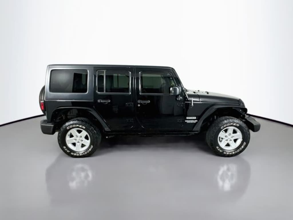 Used 2017 Jeep Wrangler Unlimited Sport SUV