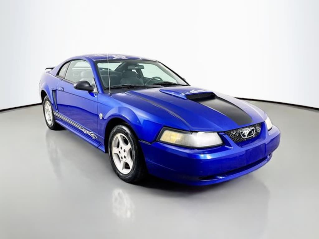 Used 2004 Ford Mustang V6 Coupe