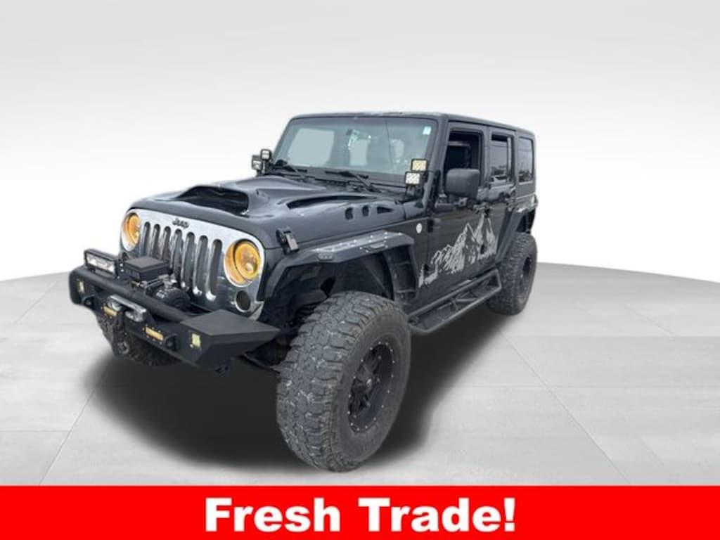 Used 2010 Jeep Wrangler Unlimited Sahara SUV
