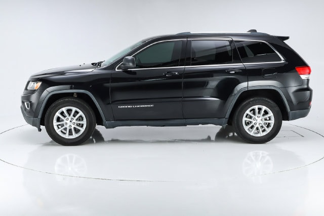 Used 2016 Jeep Grand Cherokee Laredo E with VIN 1C4RJEAGXGC500883 for sale in Alcoa, TN