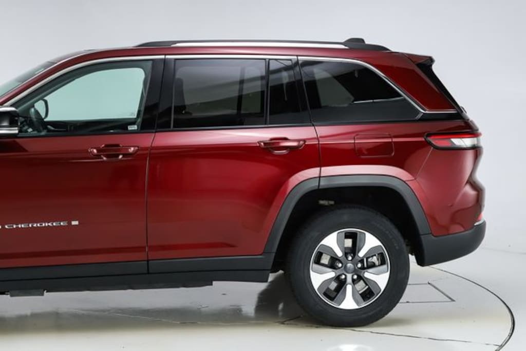 Used 2023 Jeep Grand Cherokee 4xe SUV