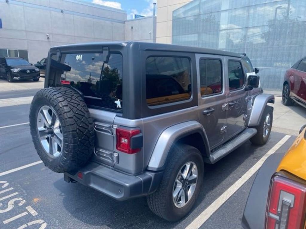 Used 2018 Jeep Wrangler Unlimited Sahara SUV