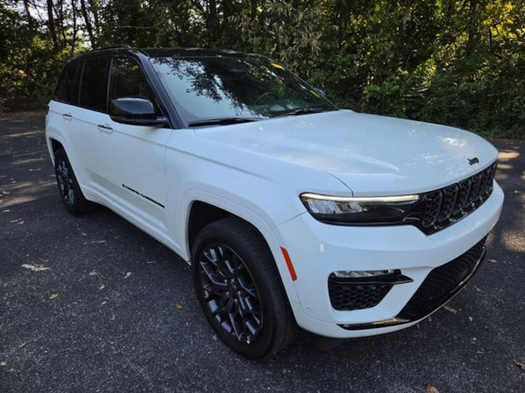 Used 2025 Jeep Grand Cherokee Summit SUV