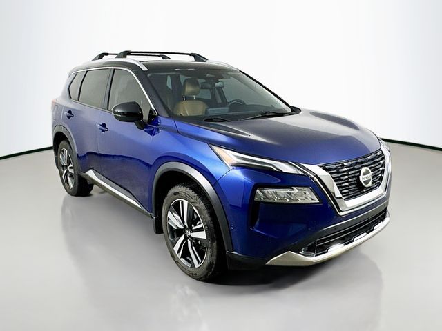 2021 Nissan Rogue Platinum photo 3