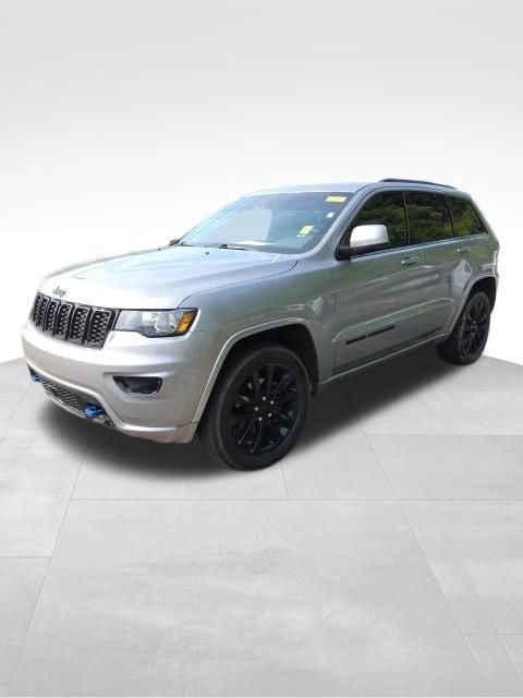 2020 Jeep Grand Cherokee Altitude 4WD's photo