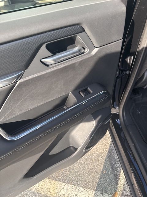 2025 Gmc Acadia Elevation photo 2