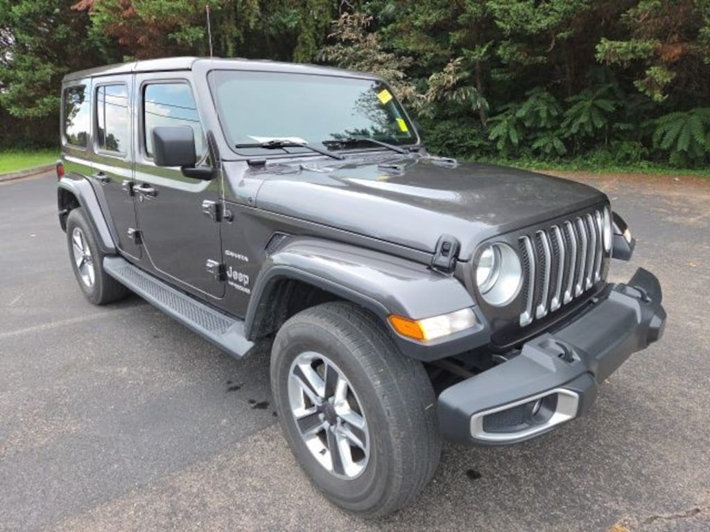 Used 2018 Jeep Wrangler Unlimited Sahara SUV