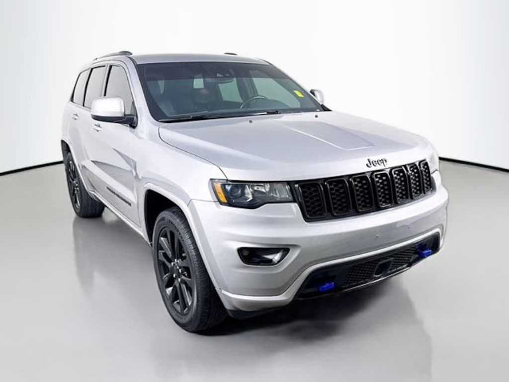 Used 2020 Jeep Grand Cherokee Altitude SUV