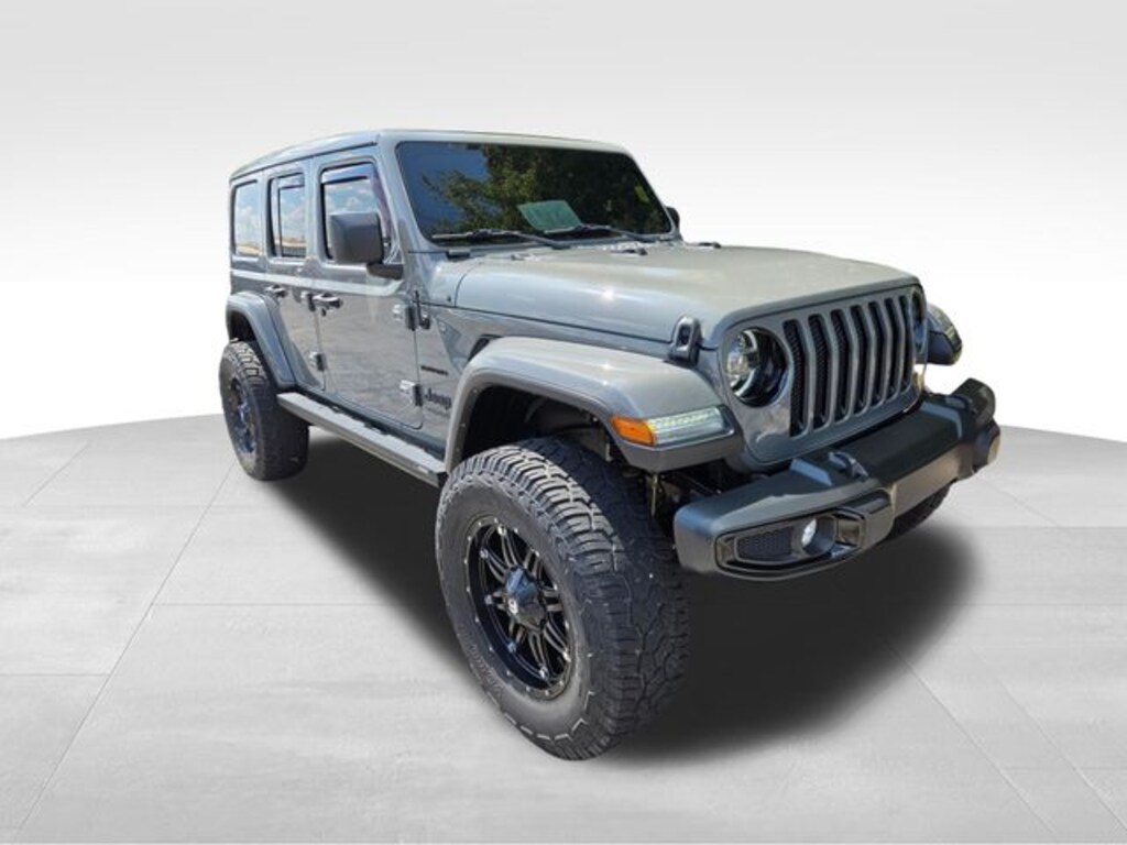 Used 2022 Jeep Wrangler Unlimited Sahara Altitude SUV