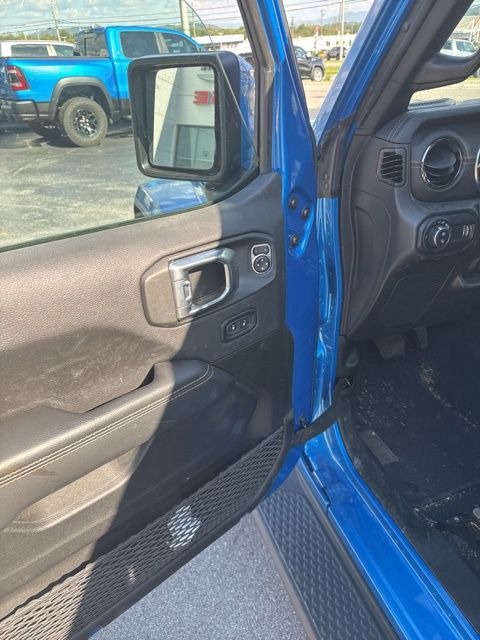 2023 Jeep Gladiator High Altitude photo 2