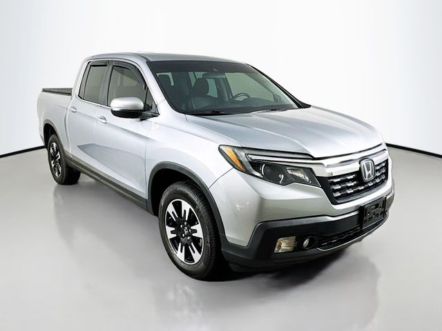 2020 Honda Ridgeline RTL photo 3
