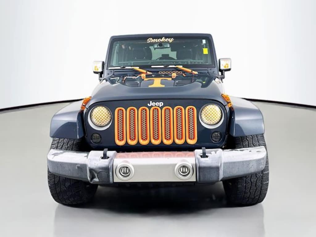 Used 2017 Jeep Wrangler Unlimited Sahara SUV