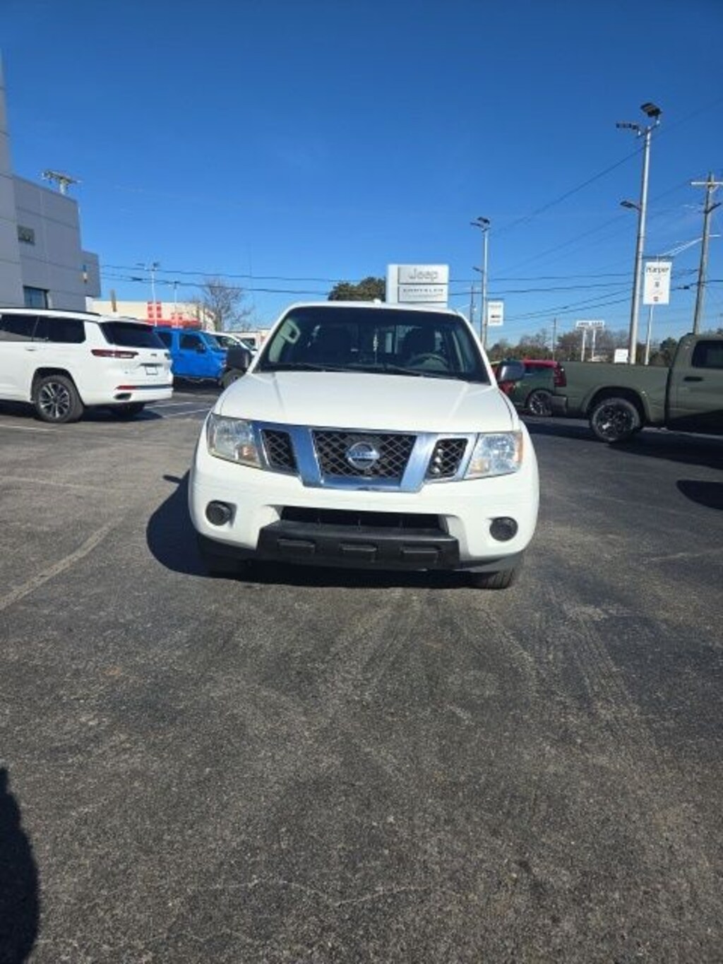 Used 2017 Nissan Frontier SV Truck Crew Cab