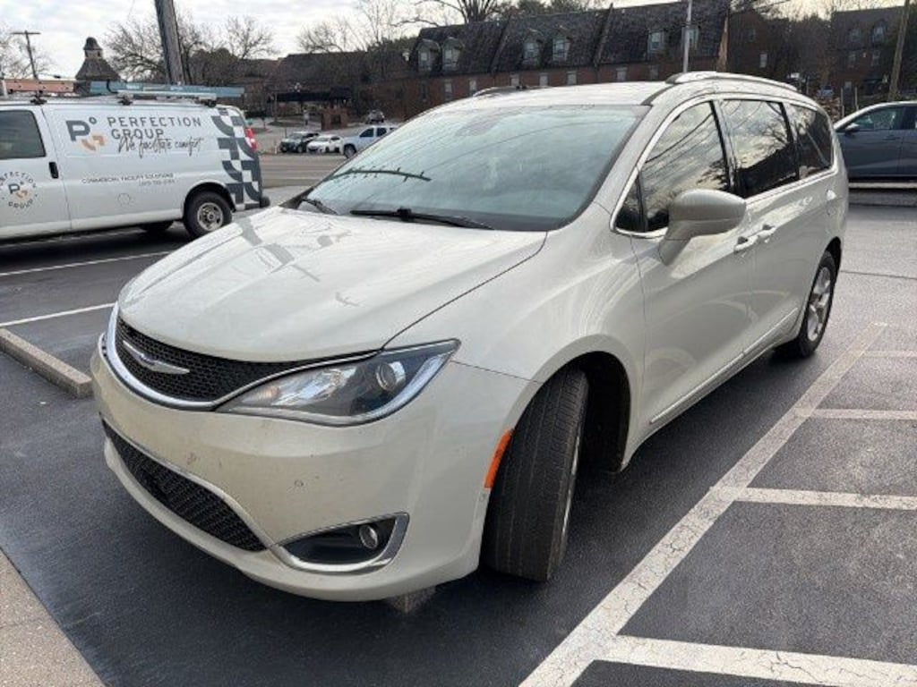 Used 2019 Chrysler Pacifica Touring L Plus Van Passenger Van