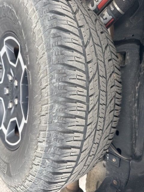 2021 Jeep Gladiator Mojave photo 2