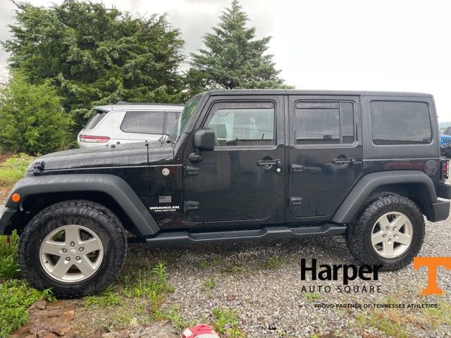 Used 2014 Jeep Wrangler Unlimited Sport with VIN 1C4BJWDG0EL190680 for sale in Alcoa, TN
