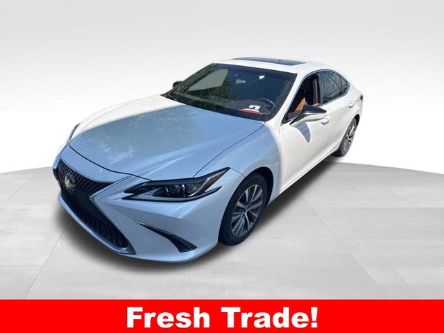 2019 Lexus ES 350 350's photo