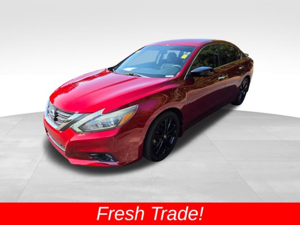 Used 2017 Nissan Altima 2.5 SR Sedan