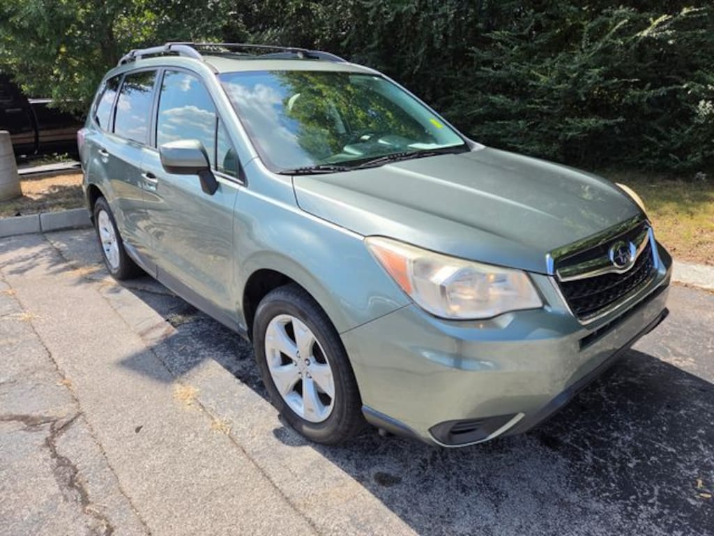 Used 2015 Subaru Forester 2.5i Premium SUV