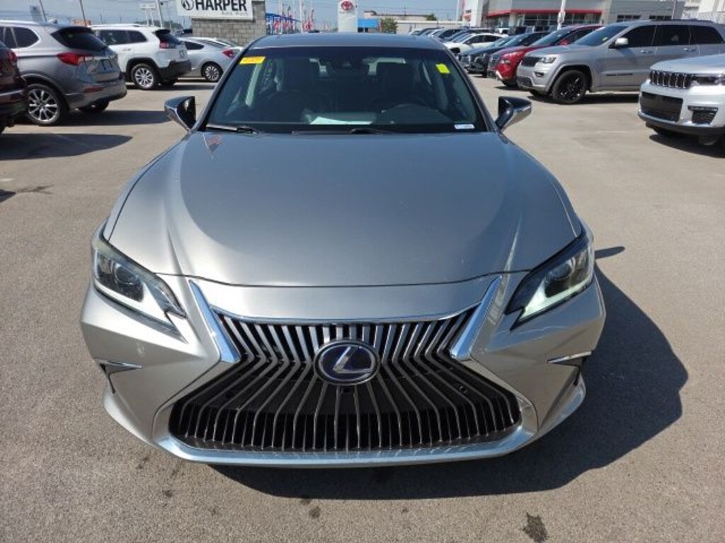 Used 2019 Lexus ES 300h Sedan