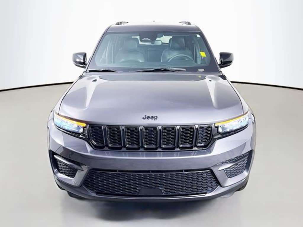 Used 2024 Jeep Grand Cherokee Altitude X SUV